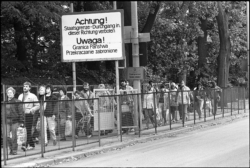 Ciekawi Was Zgorzelec lat 80-tych i 90-tych? Zobaczcie go na zdjęciach! [GALERIA]