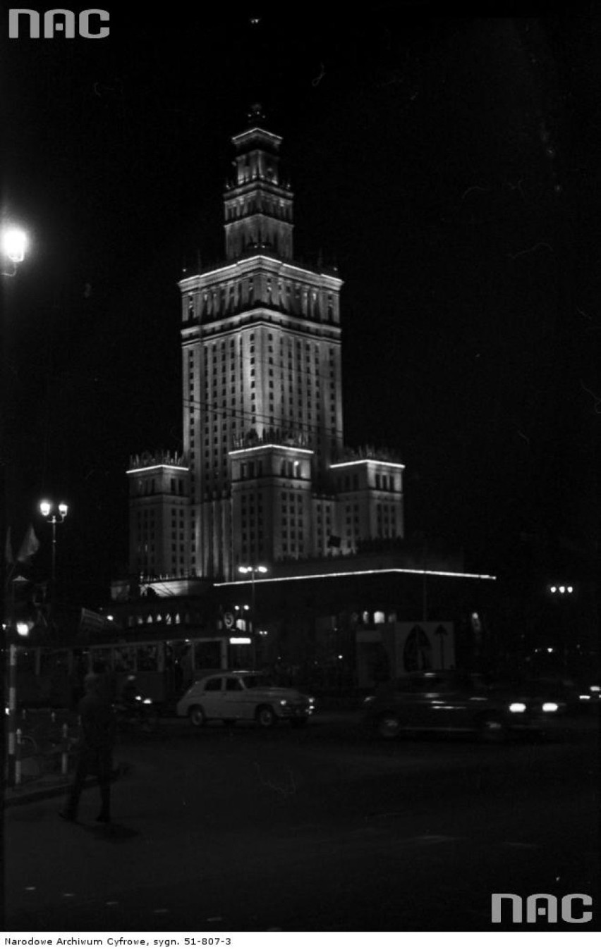 Pałac Kultury i Nauki w Warszawie/ rok 1955