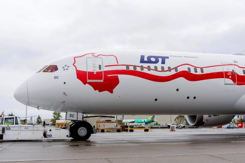 Biało-czerwony Dreamliner. Wyjątkowy samolot na 100-lecie niepodległości