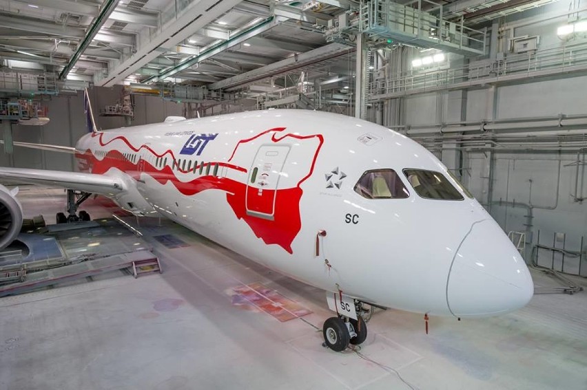 Biało-czerwony Dreamliner. Wyjątkowy samolot na 100-lecie niepodległości