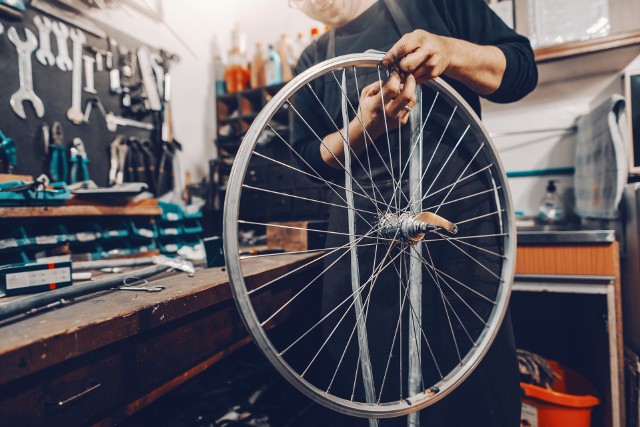 Zobacz zestawienie serwisów rowerowych w Kozienicach i napraw swój jednoślad