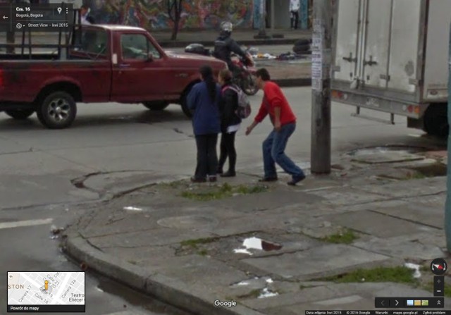 Najlepsze zdjęcia z Google Street View. Kamera widziała ciut za dużo [ZDJĘCIA]