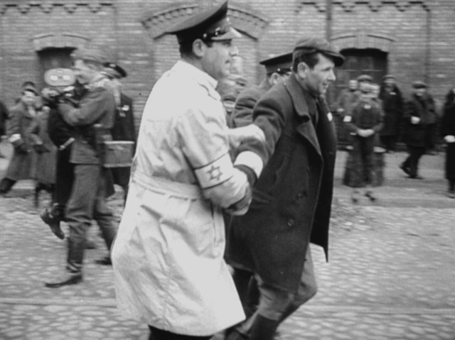 „Niedokończony film”, to dokument nakręcony na zlecenie Urzędu Propagandy III Rzeszy w Getcie Warszawskim. Zostanie zaprezentowany w zamku Książ w czwartek 8 maja