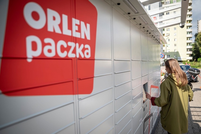 Nowe automaty paczkowe ORLEN Paczki w Kutnie – odbieraj szybko, wygodnie i ekologicznie!
