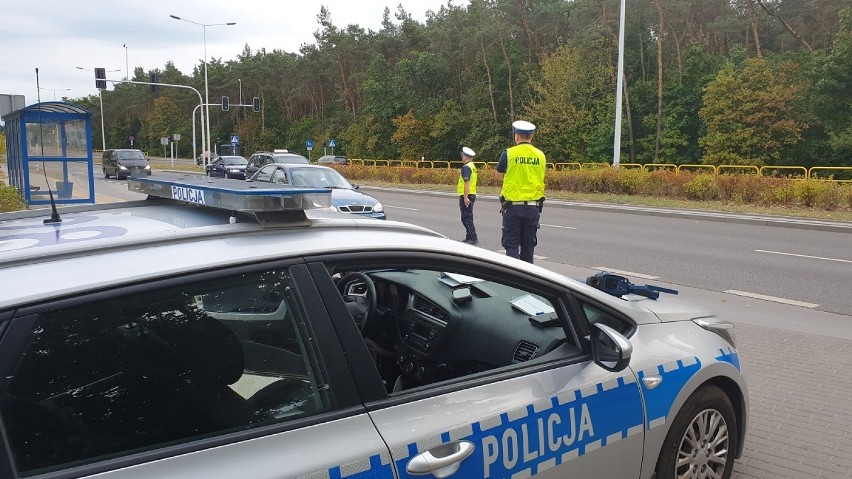 Policjanci z grupy SPEED zatrzymali kierowcę, który na ul. Toruńskiej we Włocławku jechał 142 km/h [wideo]