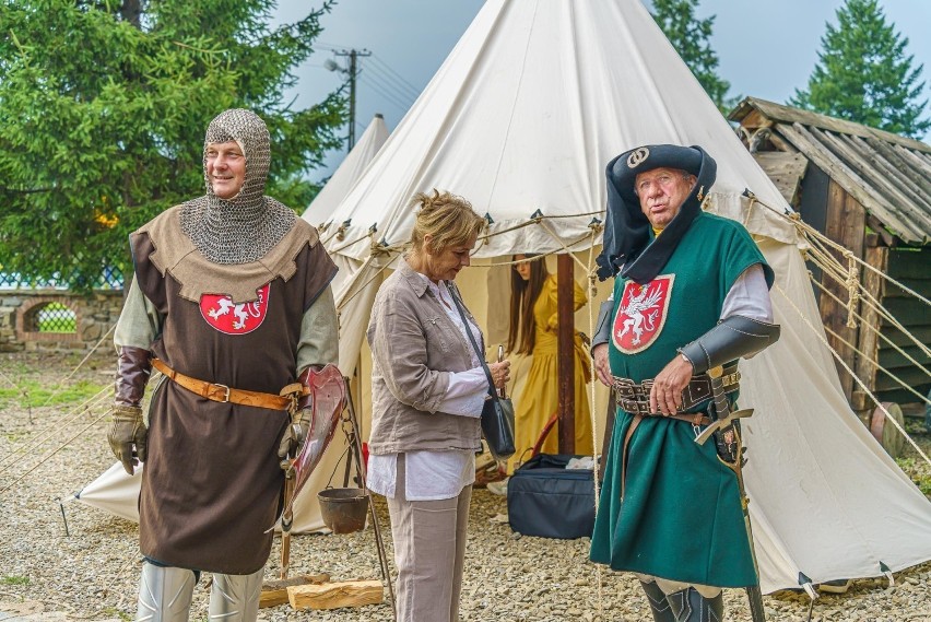 Festiwal kultury "Dawno, dawno temu na ziemi sądeckiej" to...