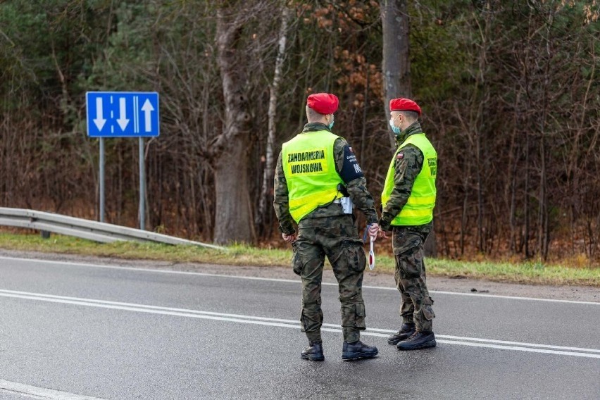 Powiat pucki i wejherowski. Zbiórka dla mundurowych z polsko-białoruskiej granicy. "W piątek jedziemy ze słodyczami"