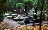 Nieopłacone groby na Cmentarzu Centralnym będą likwidowane 