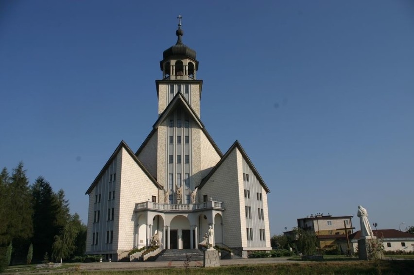 Parafia pw. św. Andrzeja Boboli w Gorlicach...