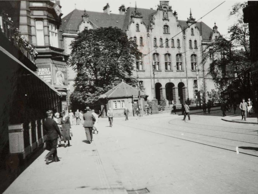Boulevard (czyli plac Tadeusza Kościuszki), w tle...