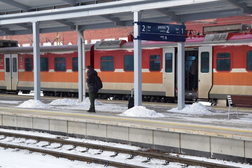 Coraz więcej osób w ostatnich latach korzystało z transportu...