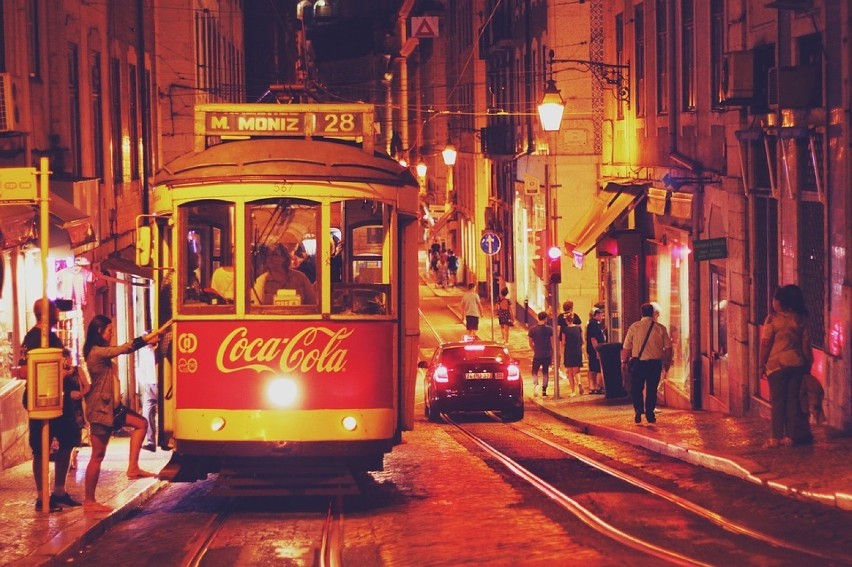 Lizbona jest chętnie odwiedzanym europejskim miastem,...