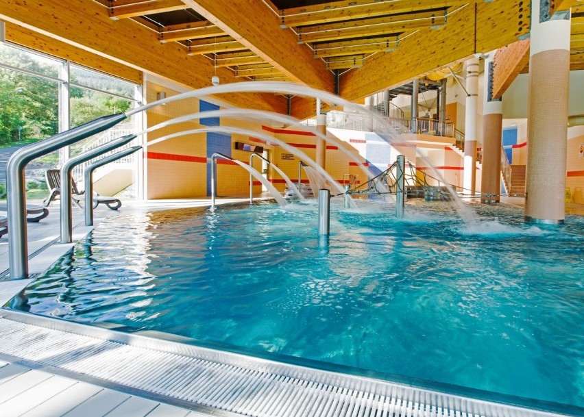 INTERFERIE Aquapark Sport Hotel to różnego rodzaju baseny z...