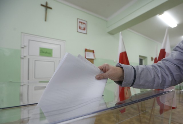 Wybory parlamentarne 2023 w Śremie (Sejm okręg nr 37 i Senat 92). Jakie wyniki?