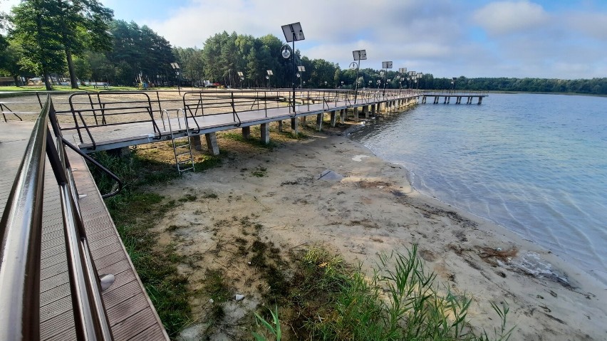 Jezioro Głębokie to piękny, czysty akwen. Od lat zmaga się...