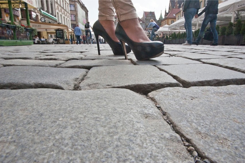 Nauka chodzenia na szpilkach w Gdańsku. Nauczycielem będzie mężczyzna