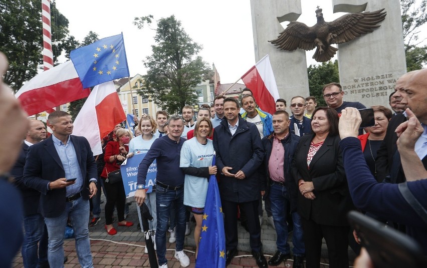 Rafał Trzaskowski spotkał się na wiecu wyborczym z...