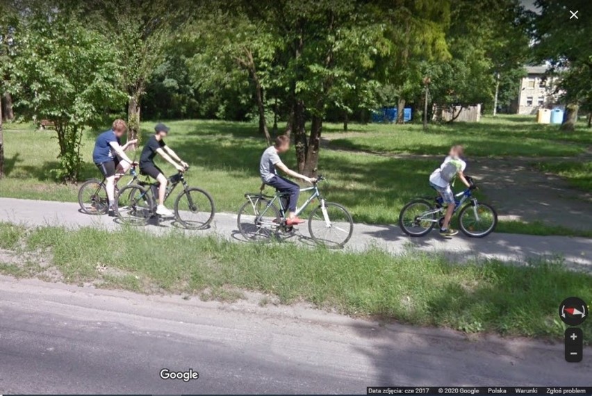 Być może to ciebie "upolowała" kamera Google Street View w...