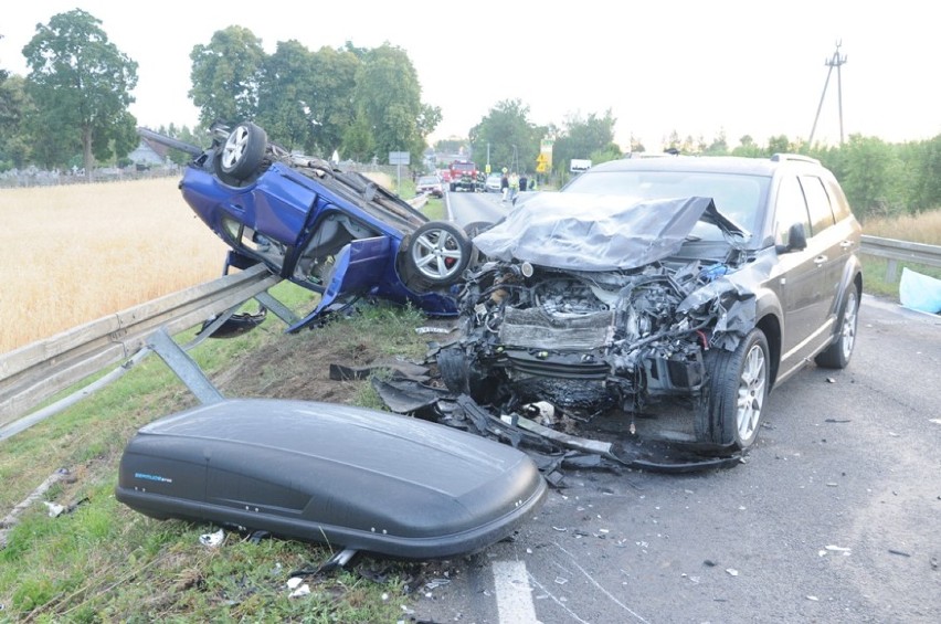 Tragiczny wypadek na drodze Włocławek - Koło. 5 osób zginęło 