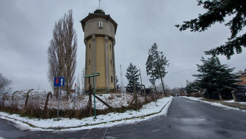 U zbiegu ulic Kordiana i Beniowskiego stoi dawna wieża...