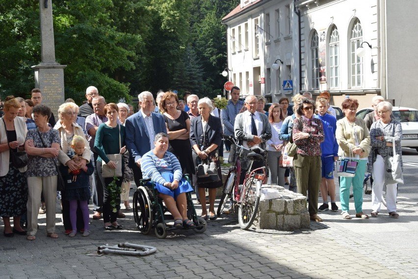 W Krotoszynie żegnają księdza Dariusza Kowalka. Jutro pogrzeb w Parzynowie GALERIA + FILM