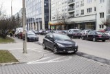 Parkingi w Mordorze. Gdzie zaparkować na Postępu, Domaniewskiej i Konstruktorskiej?