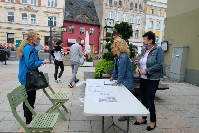 Organizatorzy referendum ws. odwołania burmistrz Danuty Madej zebrali 965 podpisów na 3 tysiące wymaganych