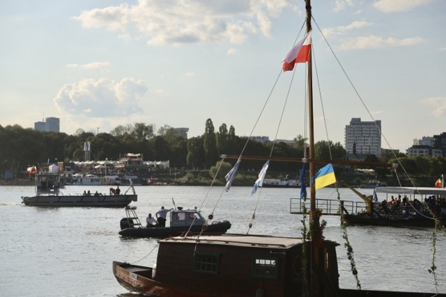 W tym roku po raz 15 mieszkańcy wspólnie celebrowali kończące się lato nad królową rzek – Wisłą