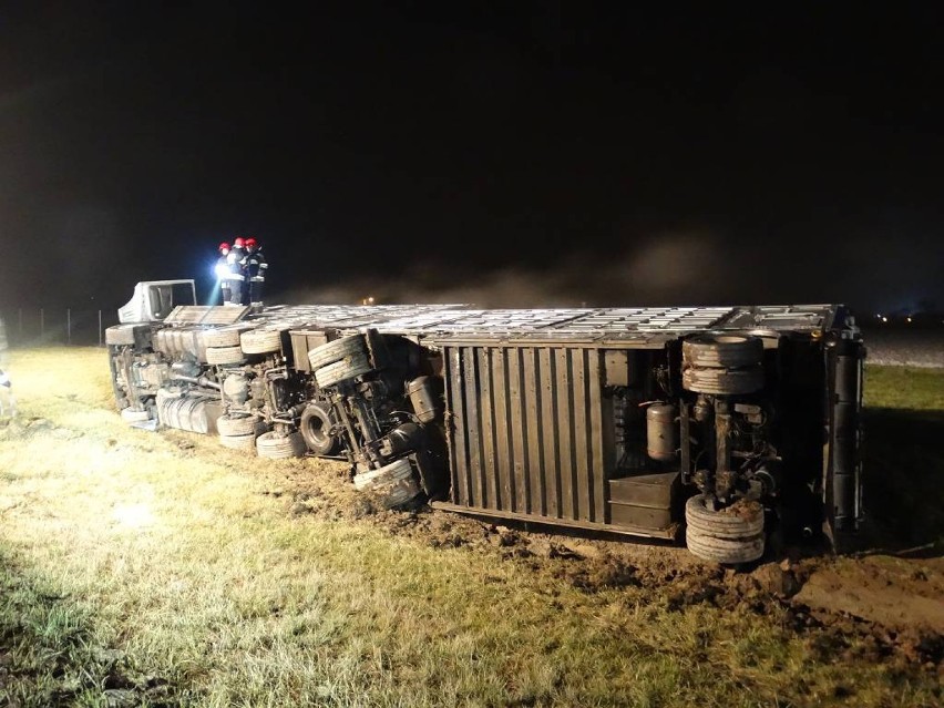 A2: Poważny wypadek ciężarówki