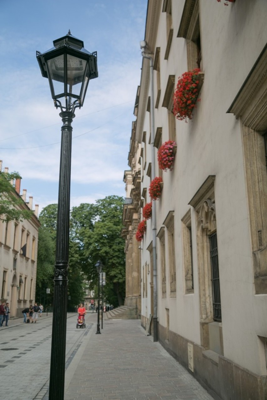 Kraków. Ulica św. Anny po remoncie [ZDJĘCIA]