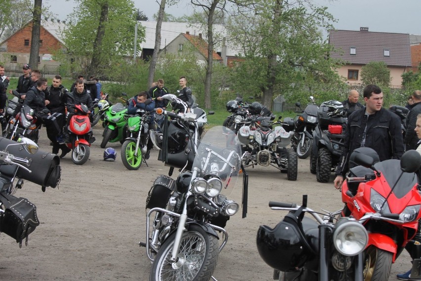  Sezon na motocykle już się zaczął. Powspominajcie z nami wielką paradę motocyklistów w Lutogniewie A.D. 2019 [ZDJĘCIA] 