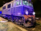 W Tarnobrzegu pociąg towarowy potrącił mężczyznę. Nie było szans uratowania jego życia. Zobacz zdjęcia