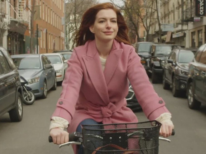 "Modern Love". Anne Hathaway w ciąży zachwyciła na premierze serialu Amazona w Nowym Jorku! 