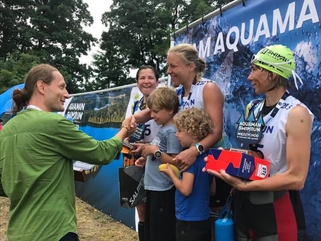 Organizatorzy prestiżowego wyścigu AQUAMAN Swimrun potwierdzili w ostatnich dniach start kolejnej edycji. Pierwszy z wyścigów odbędzie się w Krainie Stu Jezior!