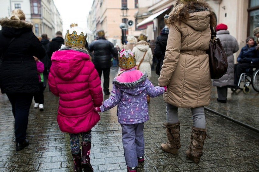 Kraków. Przeszły orszaki Trzech Króli  [ZDJĘCIA]