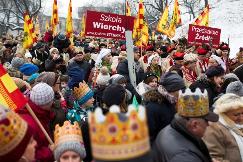 Kraków. Przeszły orszaki Trzech Króli  [ZDJĘCIA]