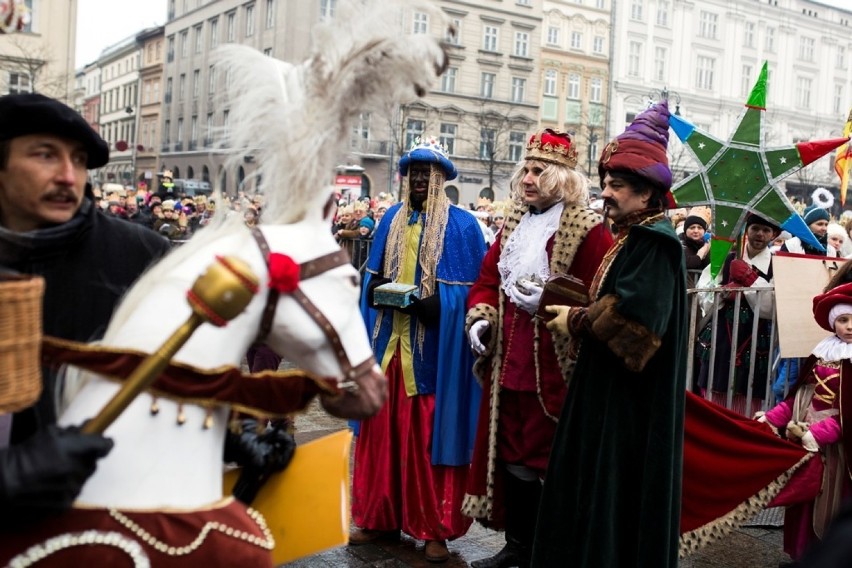 Kraków. Przeszły orszaki Trzech Króli  [ZDJĘCIA]