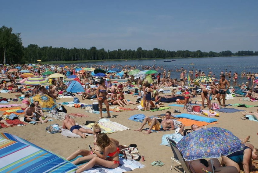 Dzika plaża w Nieporęcie to miejsce znajdujące się pod...