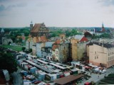 Piękne zdjęcia zamku i ryneczku w Żarach sprzed ponad dwudziestu lat. Kilka wykonano z wieży zamkowej