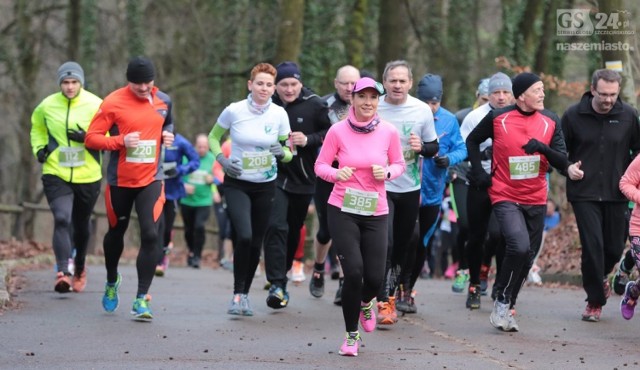 Kolejny bieg z cyklu CITY TRAIL za nami. Szczecinianie mieli dziś do pokonania 5 km nad jeziorem Szmaragdowym. Zorganizowano również biegi dla dzieci i młodzieży.