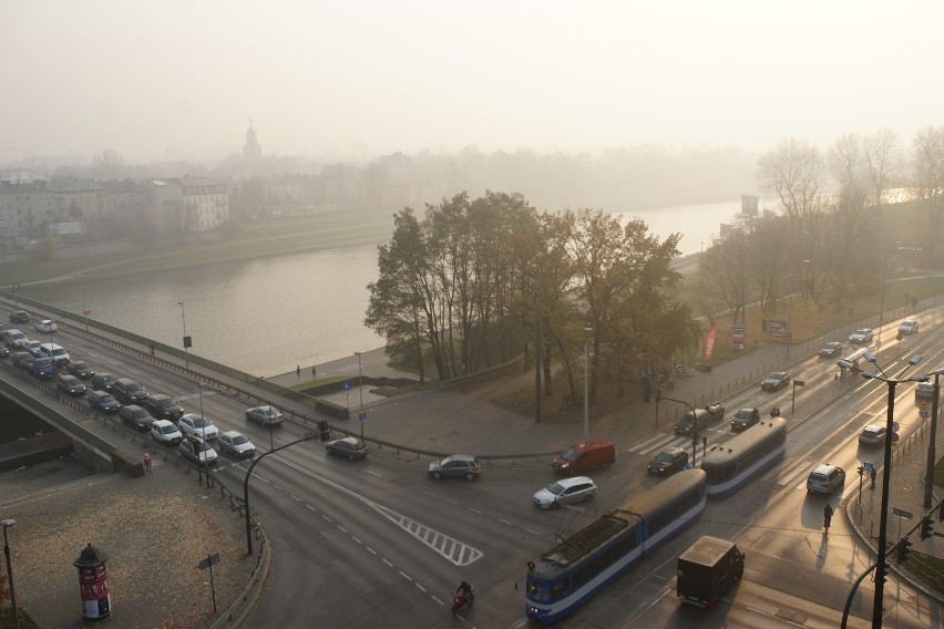 Tak wygląda Kraków w smogu [ZDJĘCIA]