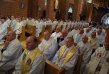 Wielu kapłanów, wśród nich także księża z Żar, zjechało do katedry w Gorzowie