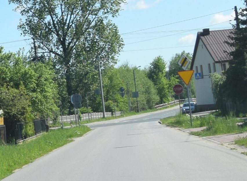 Feralne skrzyżowanie w Izabelowie. Kiedy będzie przebudowa?