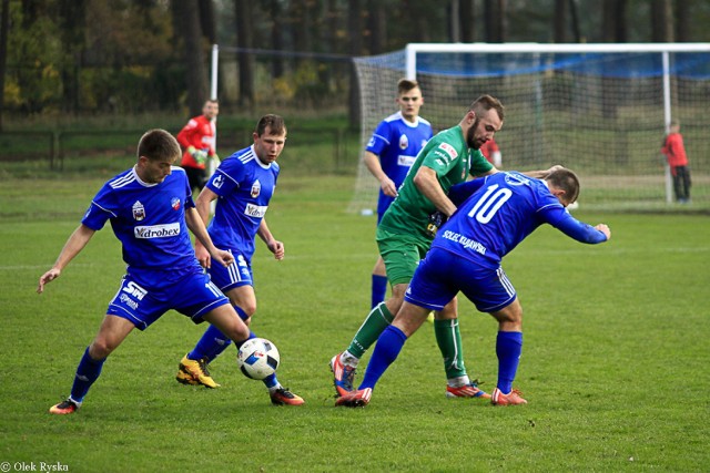 Unia - Włókniarz 0:6