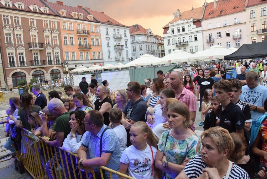 Tak bawiliśmy się rok temu na koncercie Kayah na Głównym...