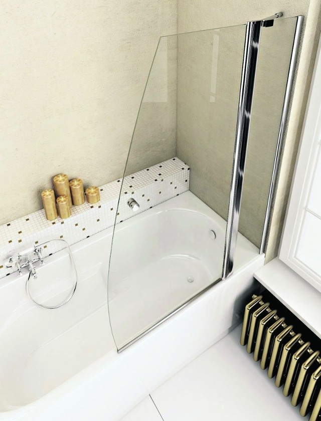 Parawan zamontowany na brzegu wanny jest idealnym rozwiązaniem, które pozwoli nam połączyć zalety relaksującej kąpieli z szybkim myciem się pod prysznicem