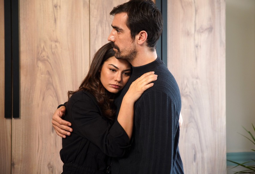 "Miłość i przeznaczenie" zastąpi "Promyka nadziei"! O czym jest nowy turecki serial? W obsadzie Demet Özdemir!