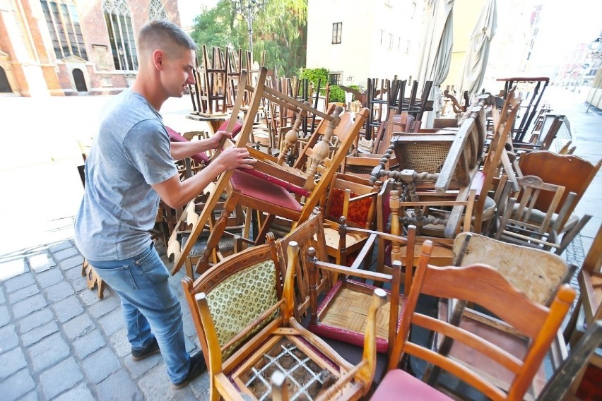 Restauracje otwarte. Zobaczcie, jak wyglądały pierwszego dnia [ZDJĘCIA] 