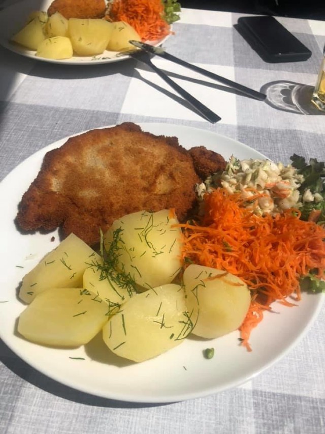 Hanka Władysławowo - lokal z turystycznej stolicy powiatu puckiego udowadnia, że w wakacje 2020 nad morzem można zjeść smacznie i tanio