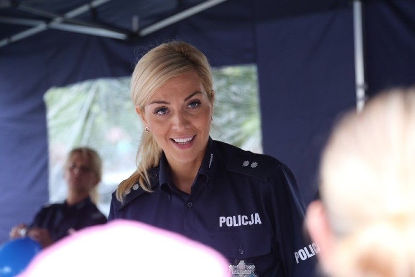 W polskiej policji służy już coraz więcej kobiet. Specjalnie...